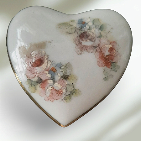 Porta jóia de porcelana