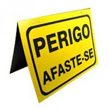 Cavalete Duplo Amarelo Perigo Afaste - Se Deitado.