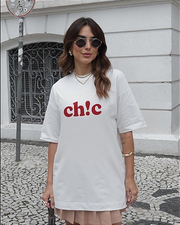 T-SHIRT OVERSIZED ESTAMPA LOCALIZADA CH!C