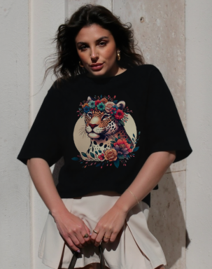 T-SHIRT OVERSIZED ESTAMPA LOCALIZADA TIGRE