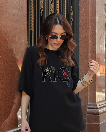 T-SHIRT OVERSIZED ESTAMPA LOCALIZADA RIO ARARA VERMELHA