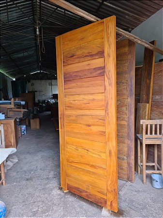 Porta maciça sob medida em peroba rosa - Preço por metro quadrado
