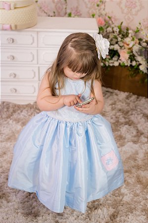 vestido azul bebê