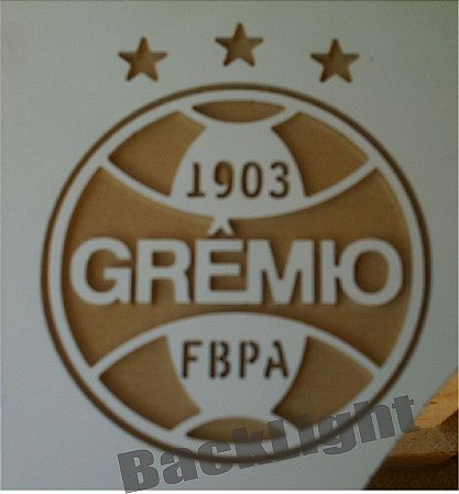 Escudos gravados em MDF