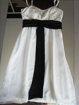 Vestido Folic cor Natural e Laço Preto