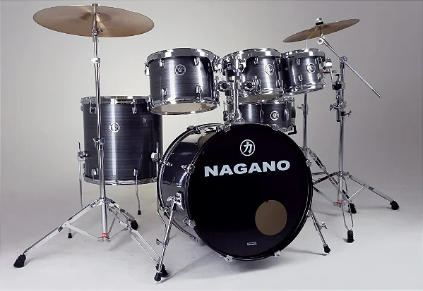 BATERIA NAGANO GARAGE ROCK GST 22/14/10/12/16 C/ FERRAGEM E BANCO