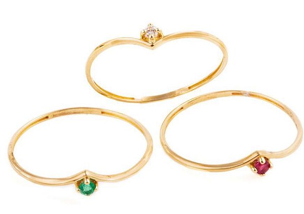 Anel com Esmeralda em ouro 18k