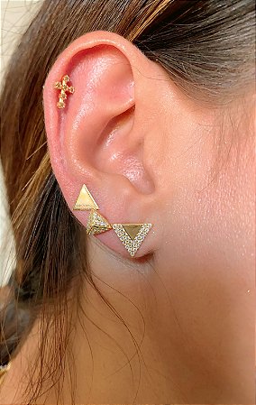 Brinco Triângulo com Zircônia em ouro 18k
