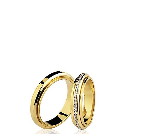 Aliança (Par) com Diamantes  em ouro amarelo 18k