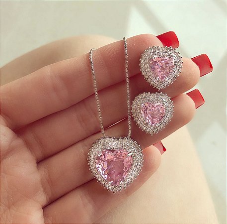 Conjunto Luxuoso Coração Mil Zircônias Diamond e Safira Rosa Ródio Branco