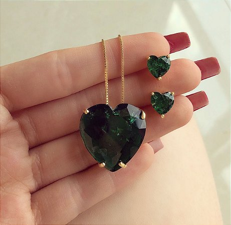 Conjunto Luxuoso Coração Pedra Fusion Verde Esmeralda Dourado