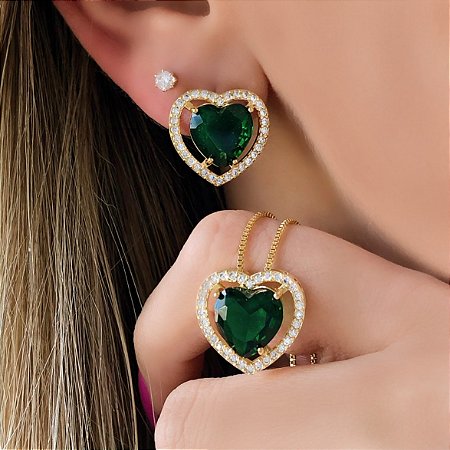 Conjunto Coração Cristal Verde Esmeralda e Mil Zircônias Diamond Dourado