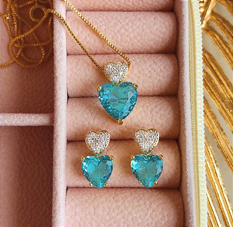 Conjunto Coração Cristal Azul Piscina com Zircônias Diamond Dourado