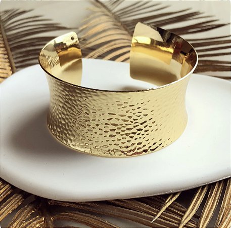 Bracelete Martelado Dourado