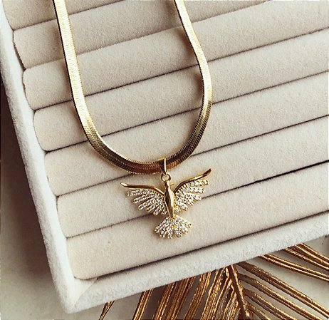 Corrente Fita Thassia com Espírito Santo de Zircônias Diamond Dourado