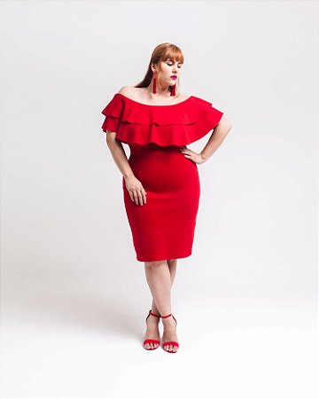 vestido com babado plus size