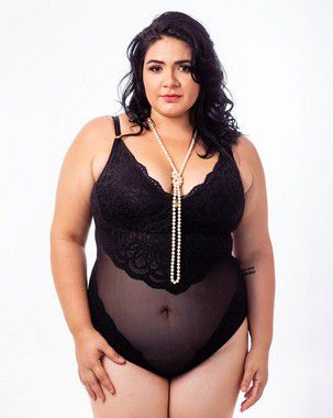 body feminino renda plus size