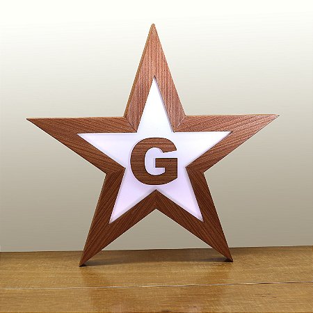 Estrela de Cinco Pontas com G - Madeira - Iluminado (LED)