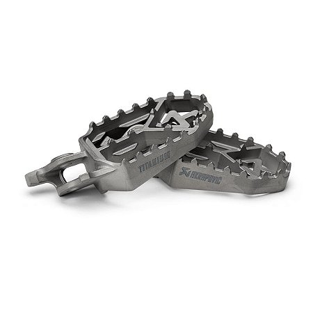Pedaleiras Akrapovic em titanio