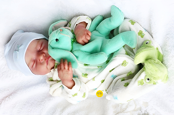 Bebê Reborn Menino Levi 48 Cm Olhos Fechados Bebê Super Realista Recém Nascido Com Lindo Enxoval