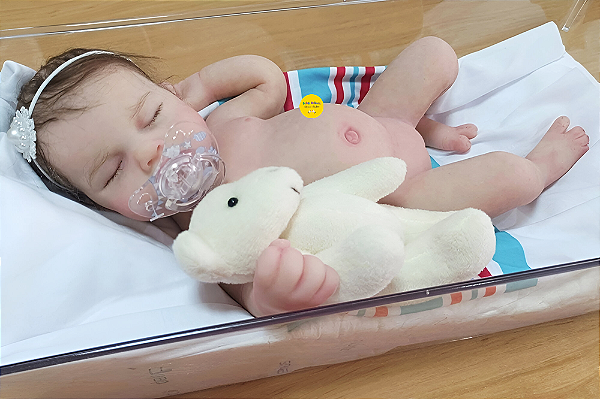 Bebê Reborn Menina Loulou 35 Cm Olhos Fechados Silicone Sólido Pode Dar Banho Parece De Verdade