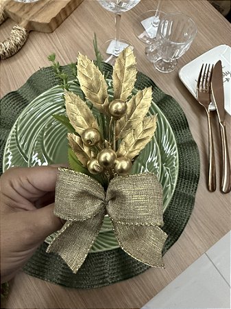 Porta Guardanapo Dourado com Laço e Folhas
