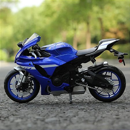 Miniatura Yamaha YZF-R1 2021 Maisto 1:12 - 18 cm