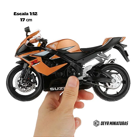 Miniatura Suzuki GSX-R 1000 2006 Maisto 1:12