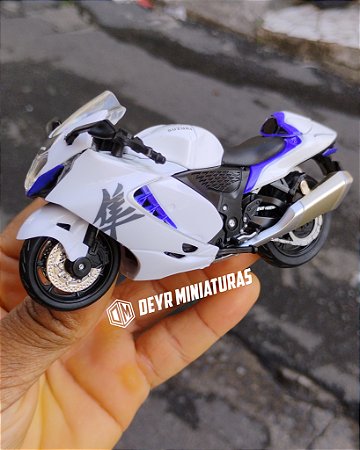 Miniatura Suzuki Hayabusa 2023 Branco Escala 1:18
