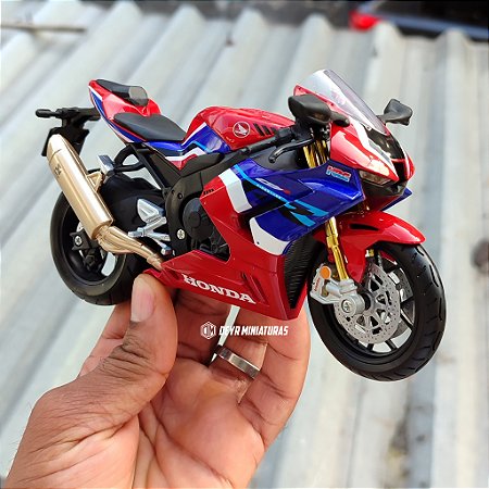 Miniatura Honda CBR 1000RR-R Fireblade SP 2020 Maisto 1:12