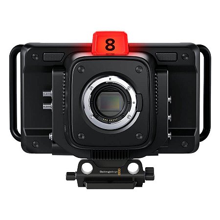 Blackmagic Studio Camera 6K Pro (Montagem EF)