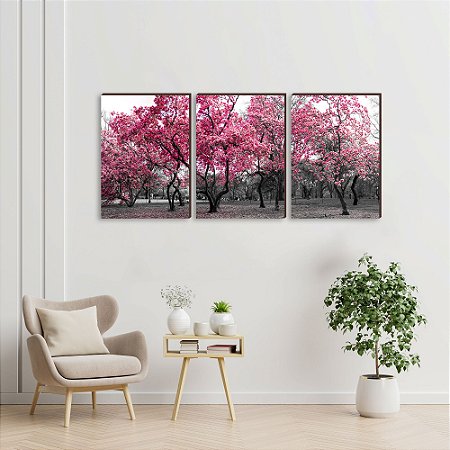 Trio de quadros decorativos paisagem Árvores rosa [BOX DE MADEIRA]