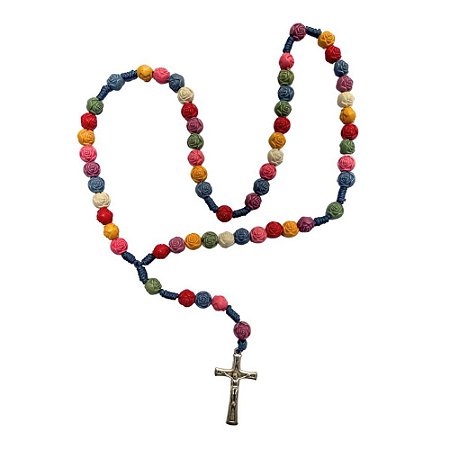 Terço de Flores com contas Coloridas e Cruz Metalicas + Lencinho encostado na Estátua do Cristo Ressuscitado