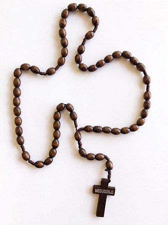 Terço de madeira mogno