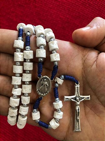 Terço Mariano Com Pedras da Colina das Aparições com Cordão Azul