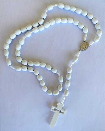 Terço de Madeira Mogno Branco