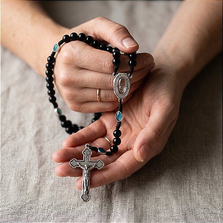 Terço de Lourdes de Cordão - Preto + Frasquinho com água de Lourdes