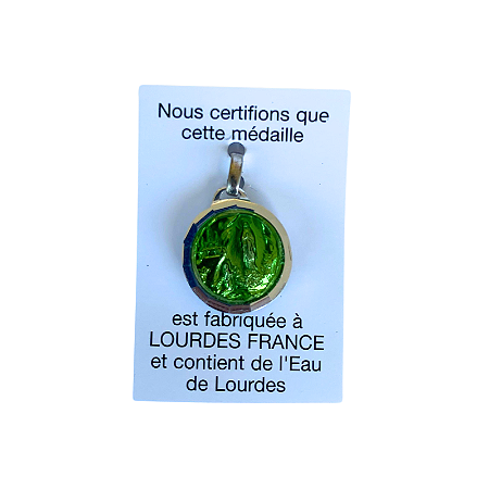 Medalha Original da Aparição de Lourdes com Água da Gruta de Lourdes - Redondo - Bernadette na Gruta - Verde Claro