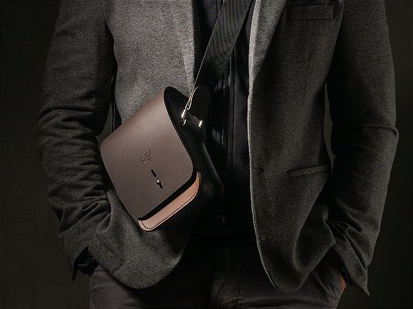 Bolsa Cube Colors - Couro Bicolor Marrom e Preto