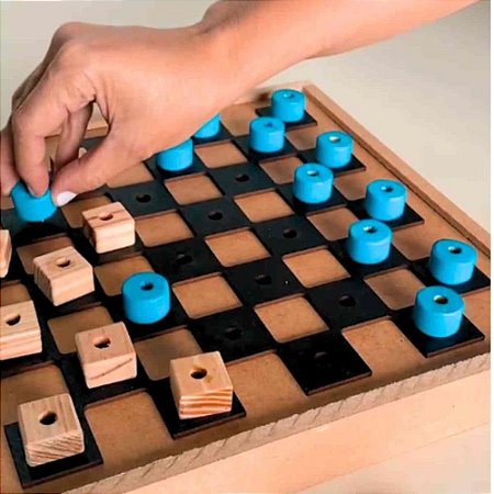 Jogo de Tabuleiro Braille Dama de Madeira