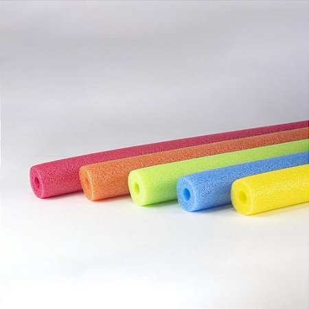 Flutuador para Piscina Espaguete C/FURO Cores (S) CX.C/25