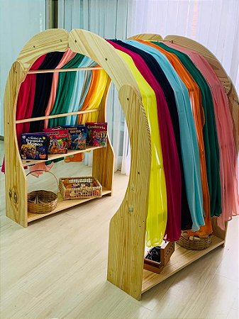 CHM 946 Tenda Pikler com teidos coloridos pinus