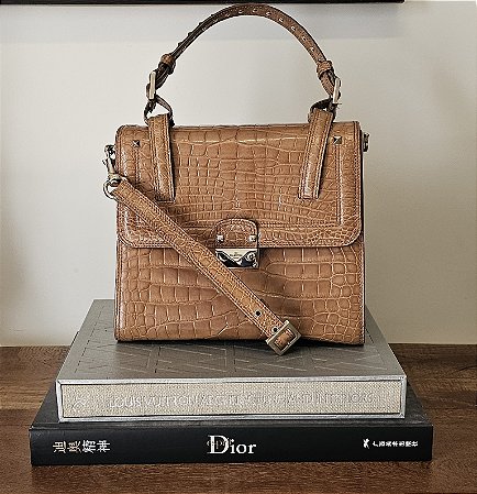 VALENTINO - BOLSA EM CROCO CARAMELO