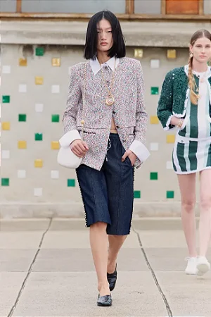 Chanel - Bermuda marinho / Cruise 2026