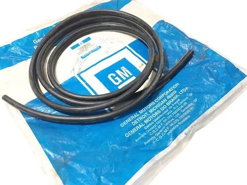 Borracha Tampa Traseira Corsa Hatch 4 Portas 1994 1995 1996 1997 1998 1999 2000 à 2012 - ORIGINAL