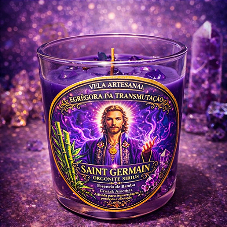 ✨ Vela Energizada Saint Germain – Bambu com Ametista – Transmutação & Proteção Espiritual 8x8 cm