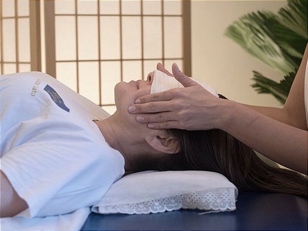 Shiatsu facial paso online a paso