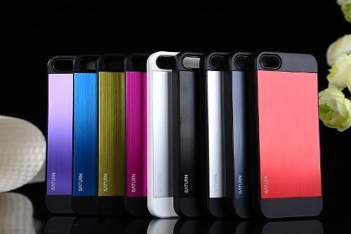 Capa Case Aço Escovado Saturn Para Iphone 5 E 5s