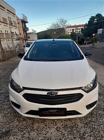 ONIX 1.4 AUT LT 2019, COM AR CONDICIONADO, VIDROS ELÉTRICOS E DIREÇÃO HIDRÁULICA