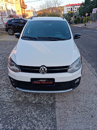 SPACECROSS GII 1.6 2014, COM AR CONDICIONADO, VIDROS ELÉTRICOS E DIREÇÃO HIDRÁULICA